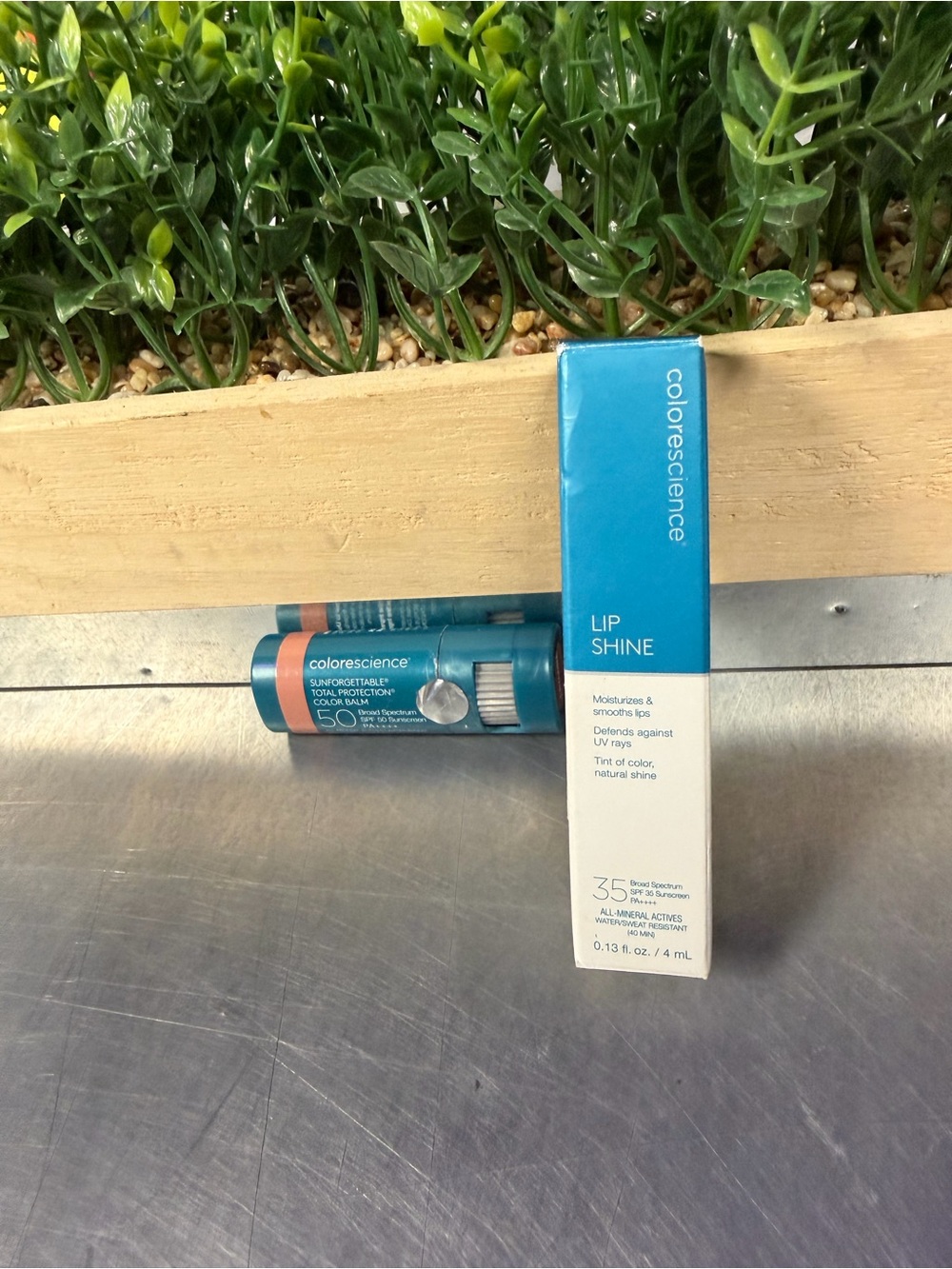 Colorescience 2-Pack Bundle - Picture 2 of 8